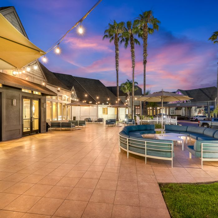 Garden terrace at dusk, Hilton San Diego/Del Mar